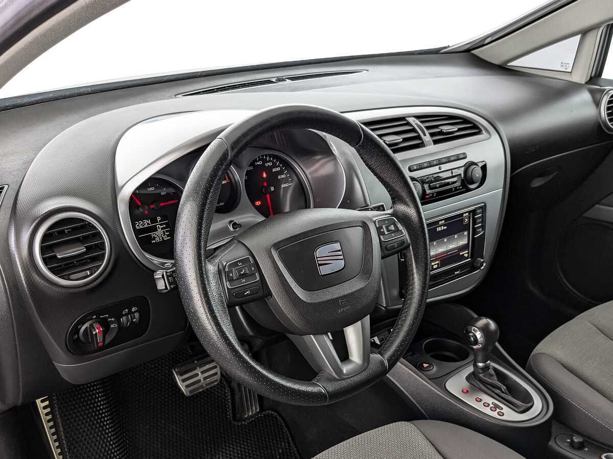 Купить SEAT Leon с пробегом. Фото: #10