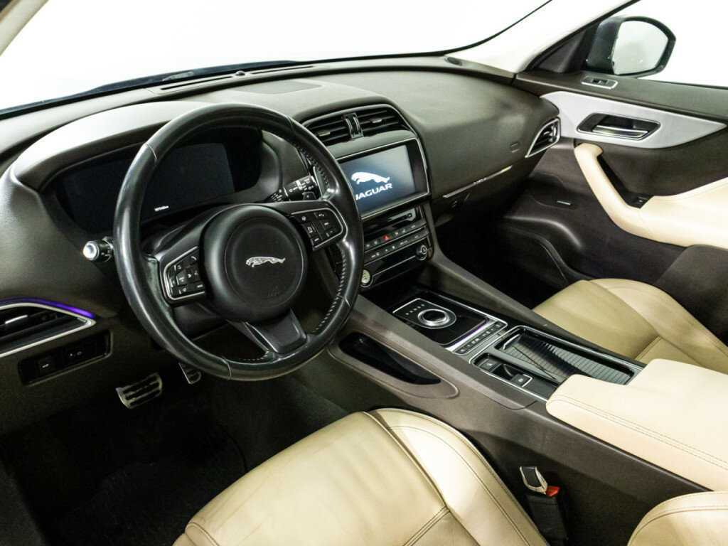 Купить Jaguar F-Pace с пробегом. Фото: #8