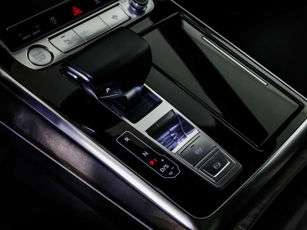 Купить Audi Q8 с пробегом. Фото: #14