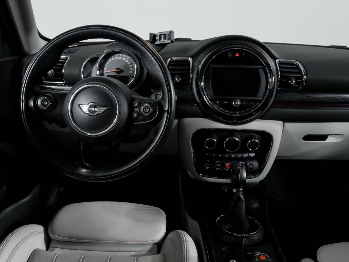 Купить Mini Clubman с пробегом. Фото: #11