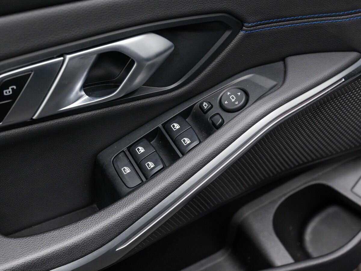 Купить BMW 3 серии с пробегом. Фото: #19