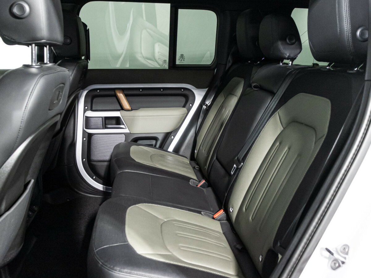 Купить Land Rover Defender с пробегом. Фото: #7