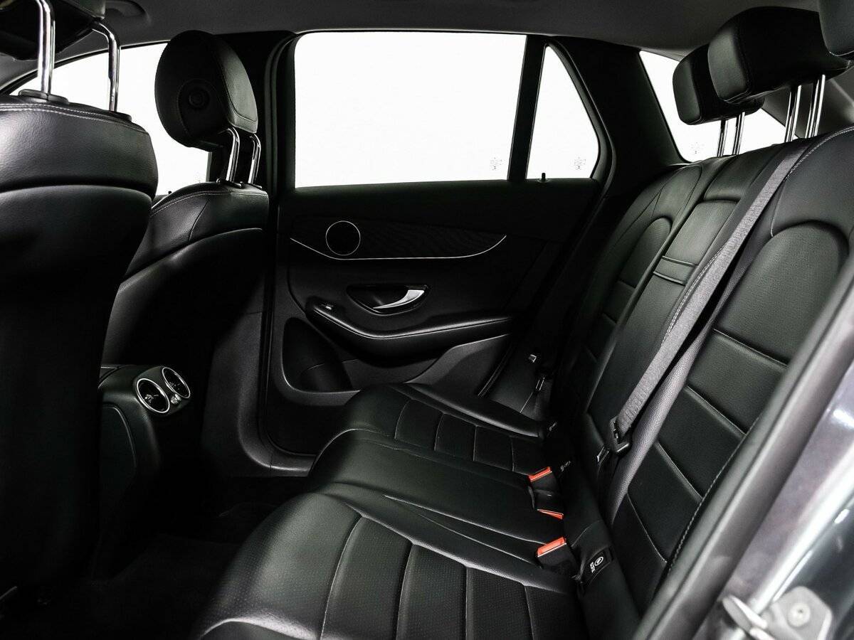 Купить Mercedes-Benz GLC с пробегом. Фото: #12