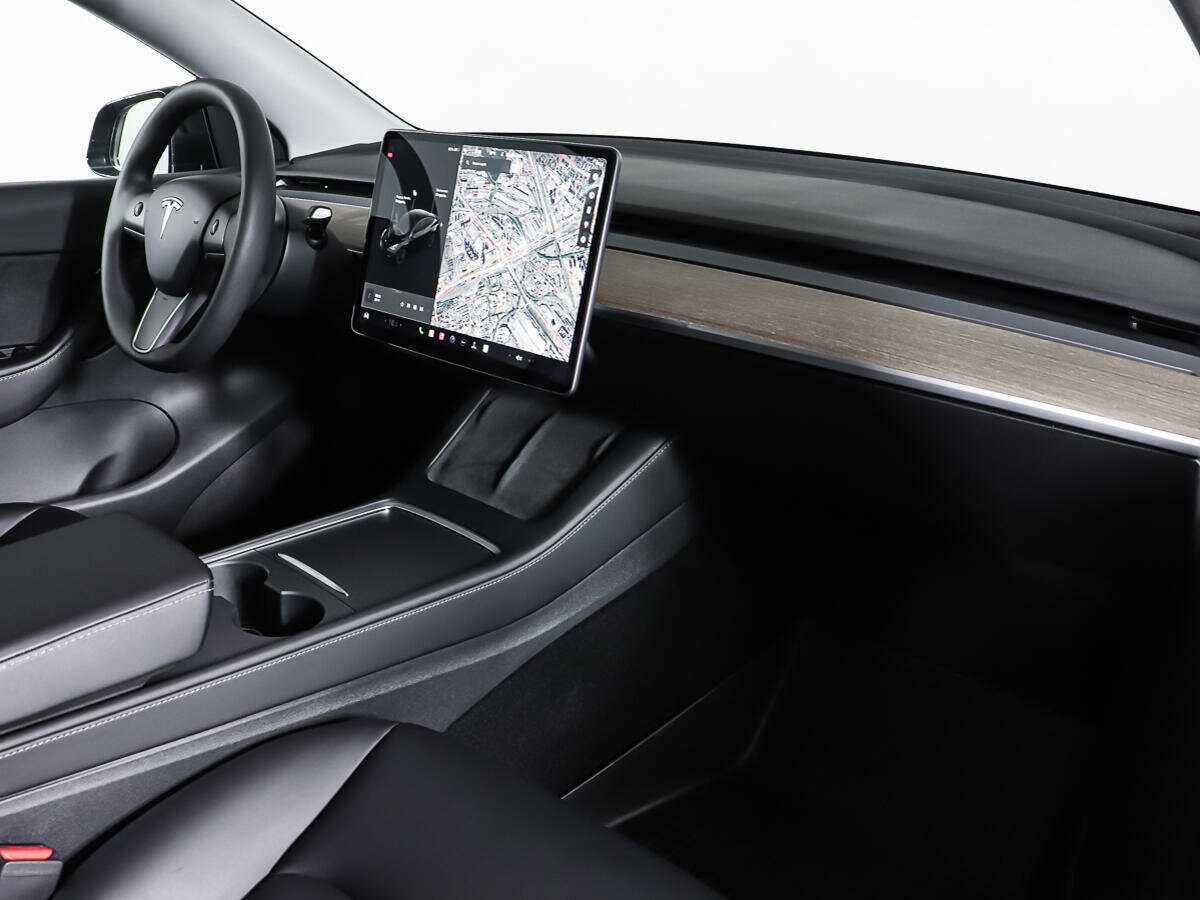 Купить Tesla Model Y с пробегом. Фото: #8