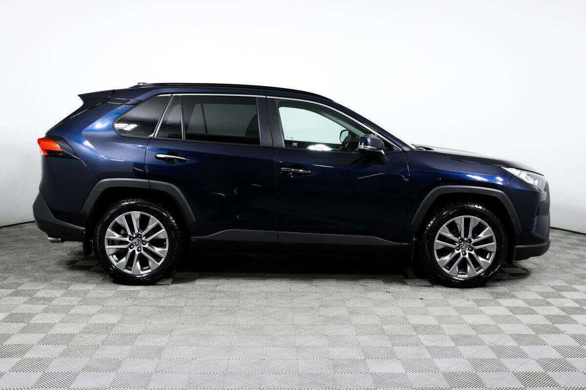 Купить Toyota RAV4 с пробегом. Фото: #3