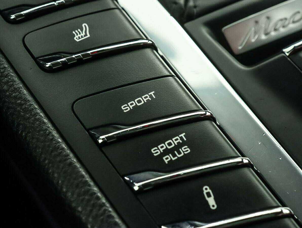 Купить Porsche Macan с пробегом. Фото: #21