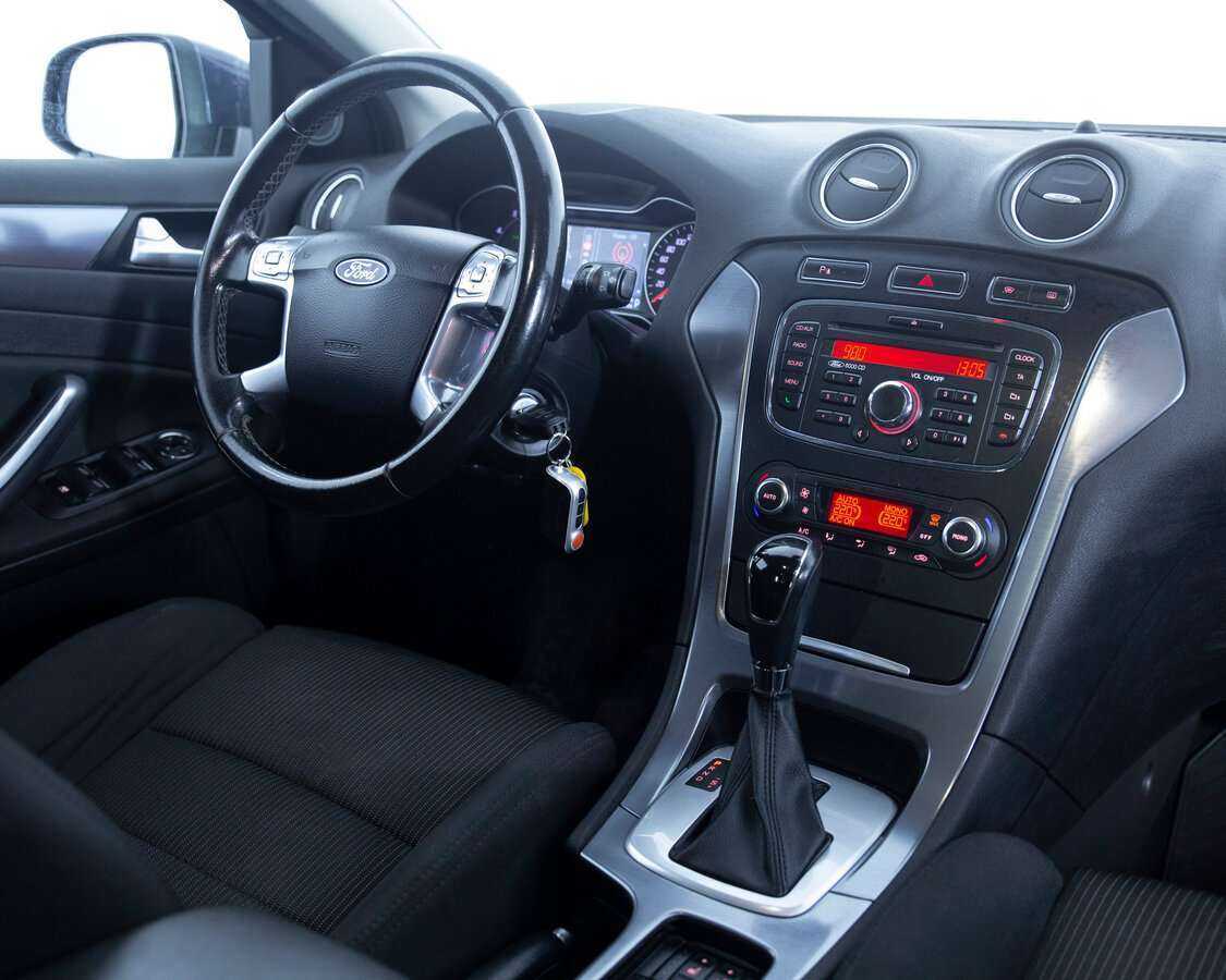 Купить Ford Mondeo с пробегом. Фото: #11