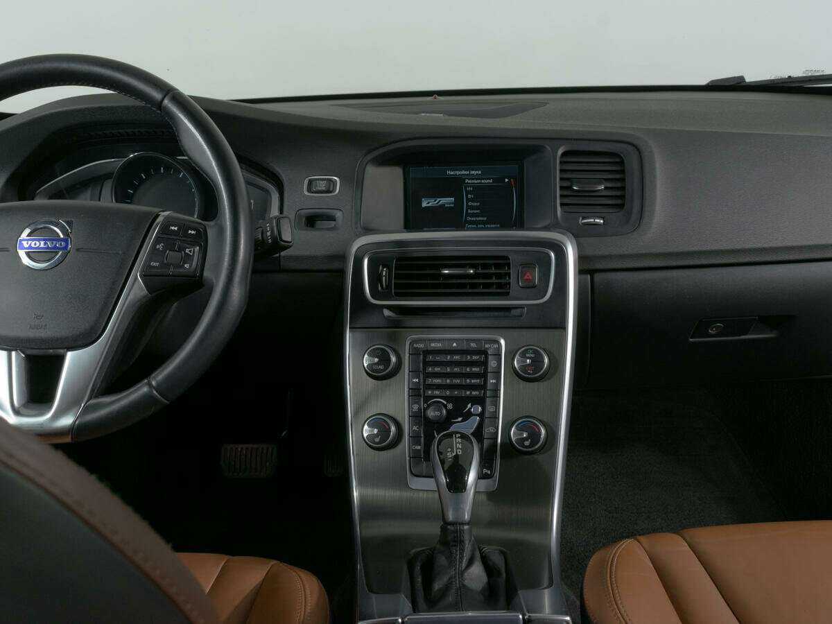 Купить Volvo S60 с пробегом. Фото: #8