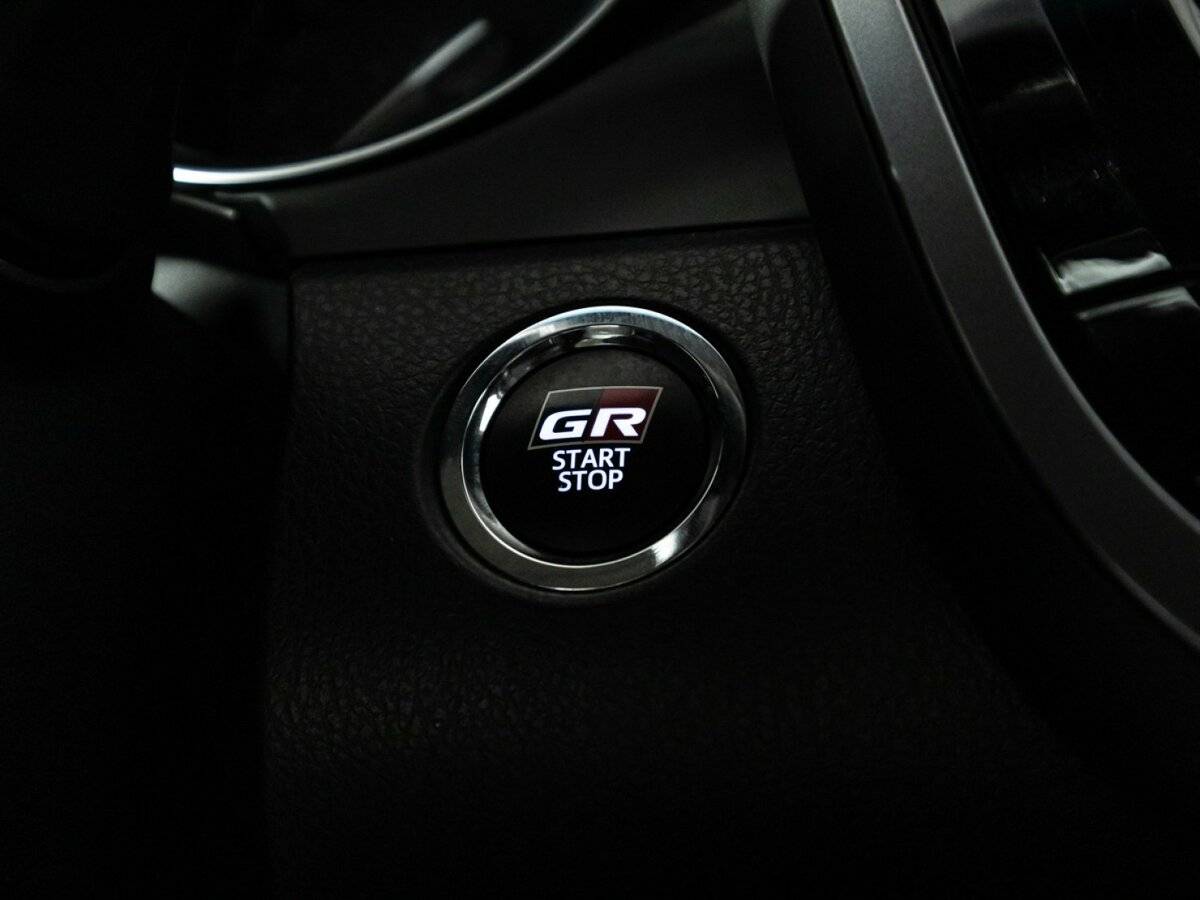 Купить Toyota Camry с пробегом. Фото: #17