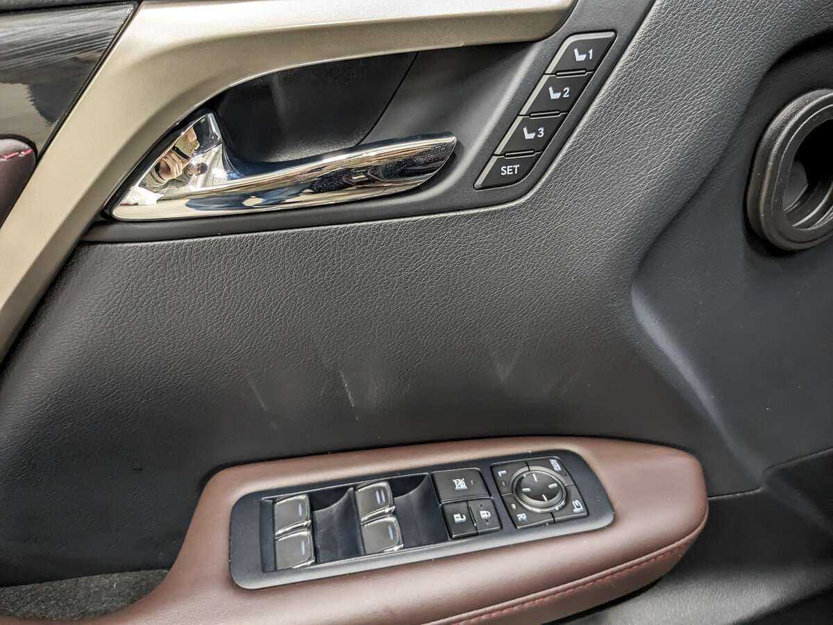 Купить Lexus RX с пробегом. Фото: #15