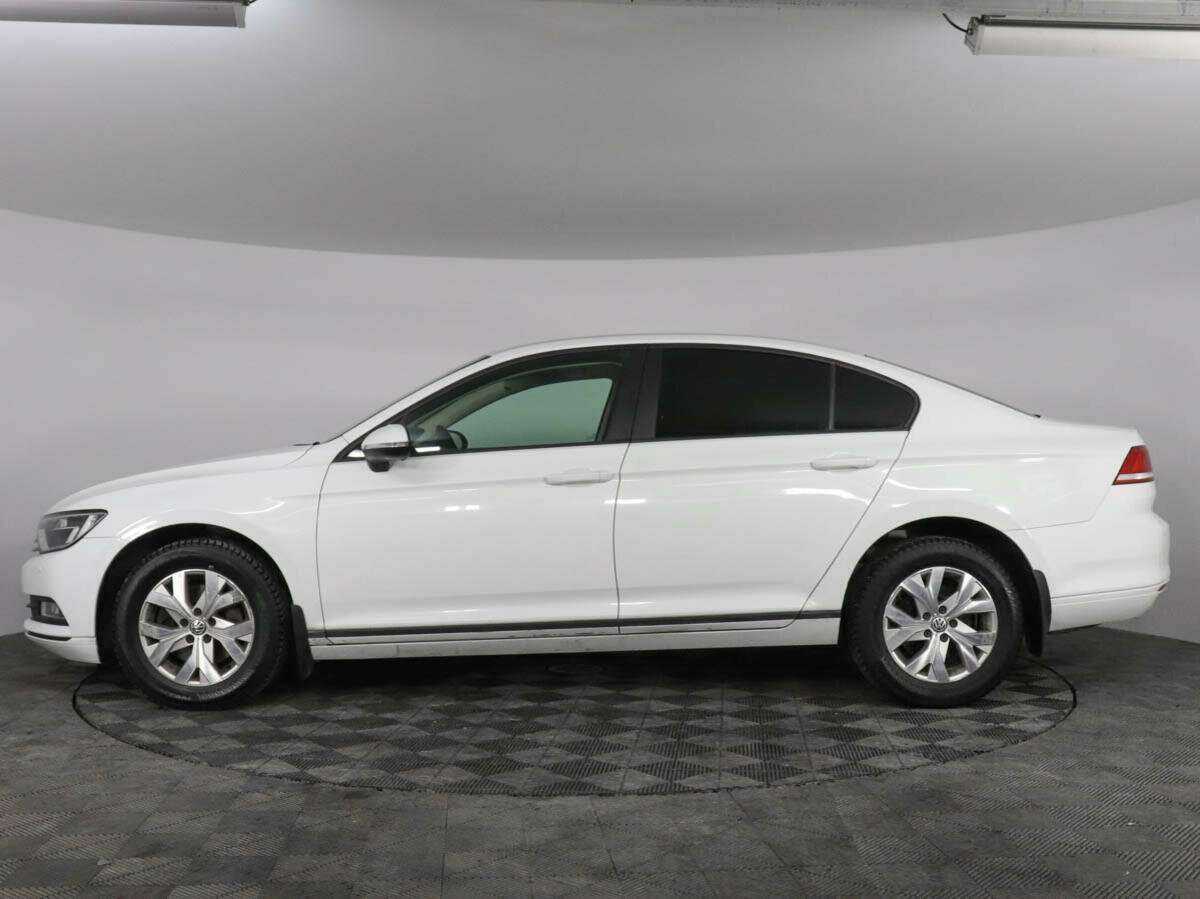 Купить Volkswagen Passat с пробегом. Фото: #7