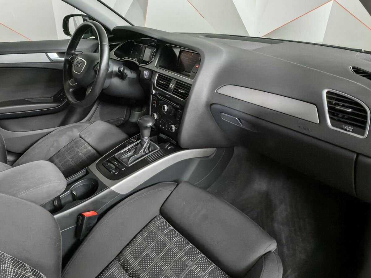 Купить Audi A4 с пробегом. Фото: #8