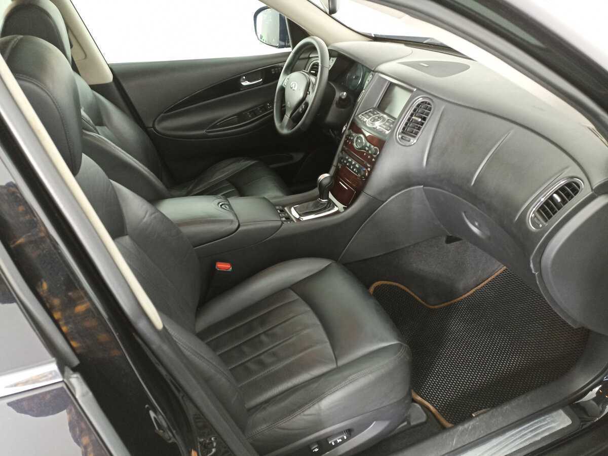 Купить Infiniti EX с пробегом. Фото: #8