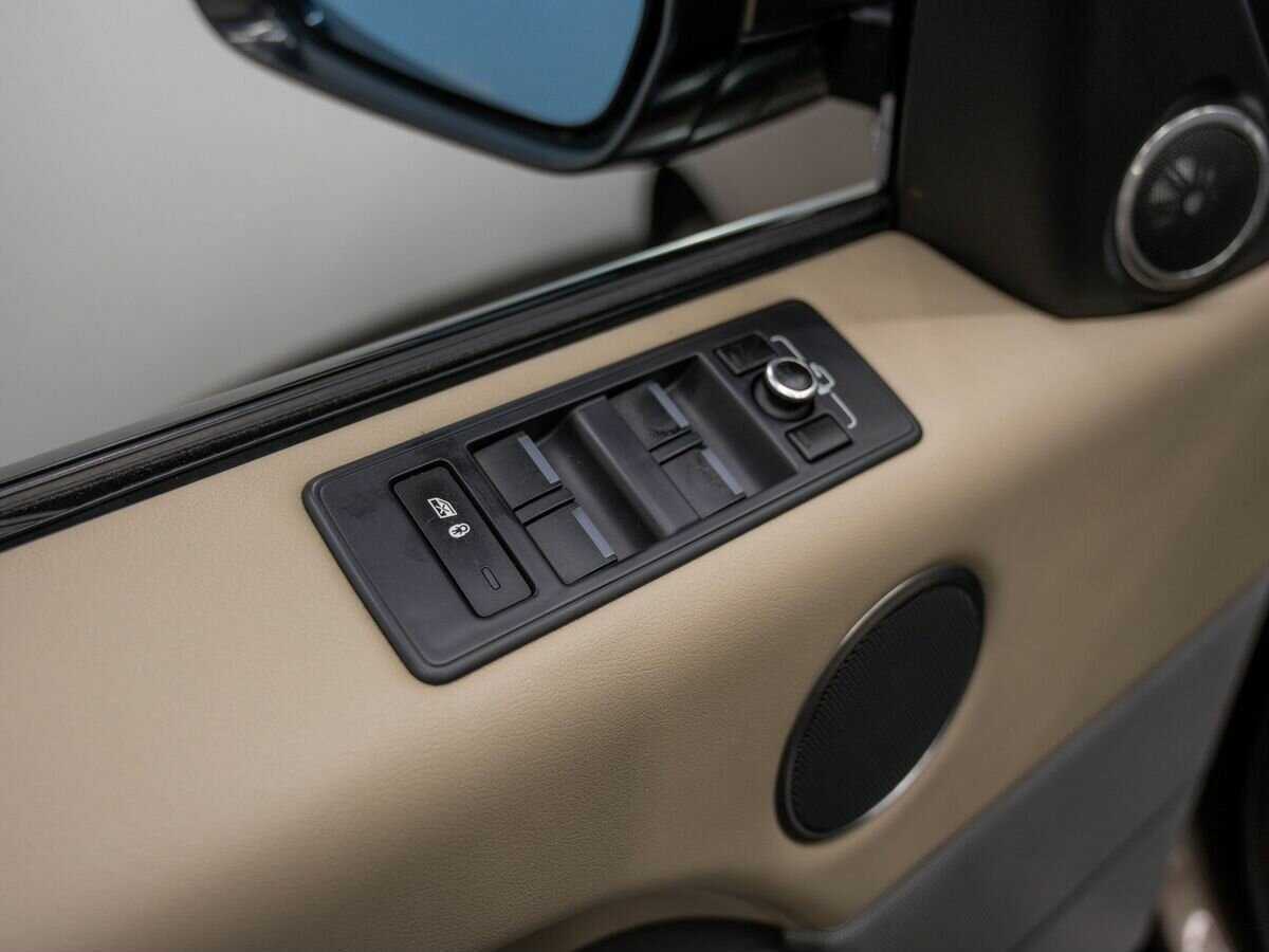 Купить Land Rover Range Rover Sport с пробегом. Фото: #15