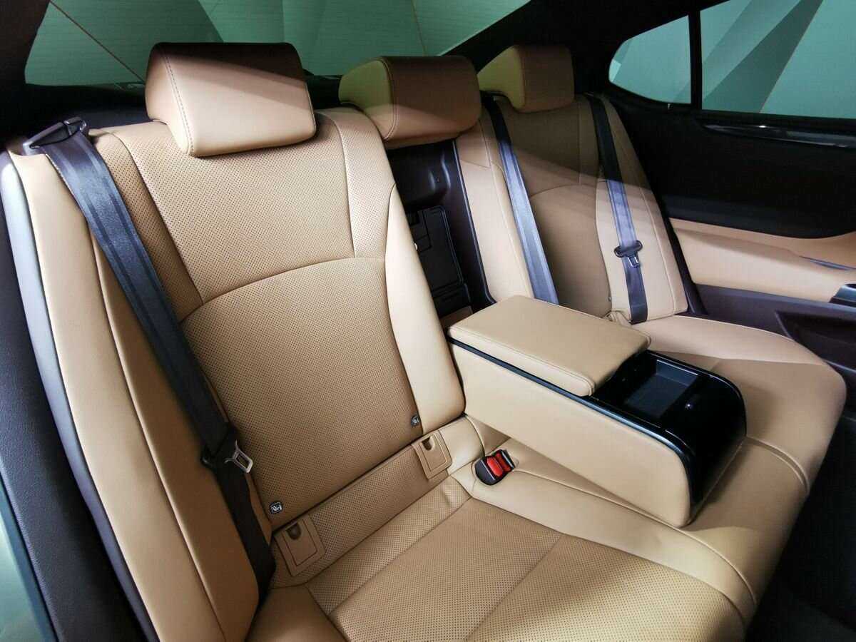 Купить Lexus ES с пробегом. Фото: #10