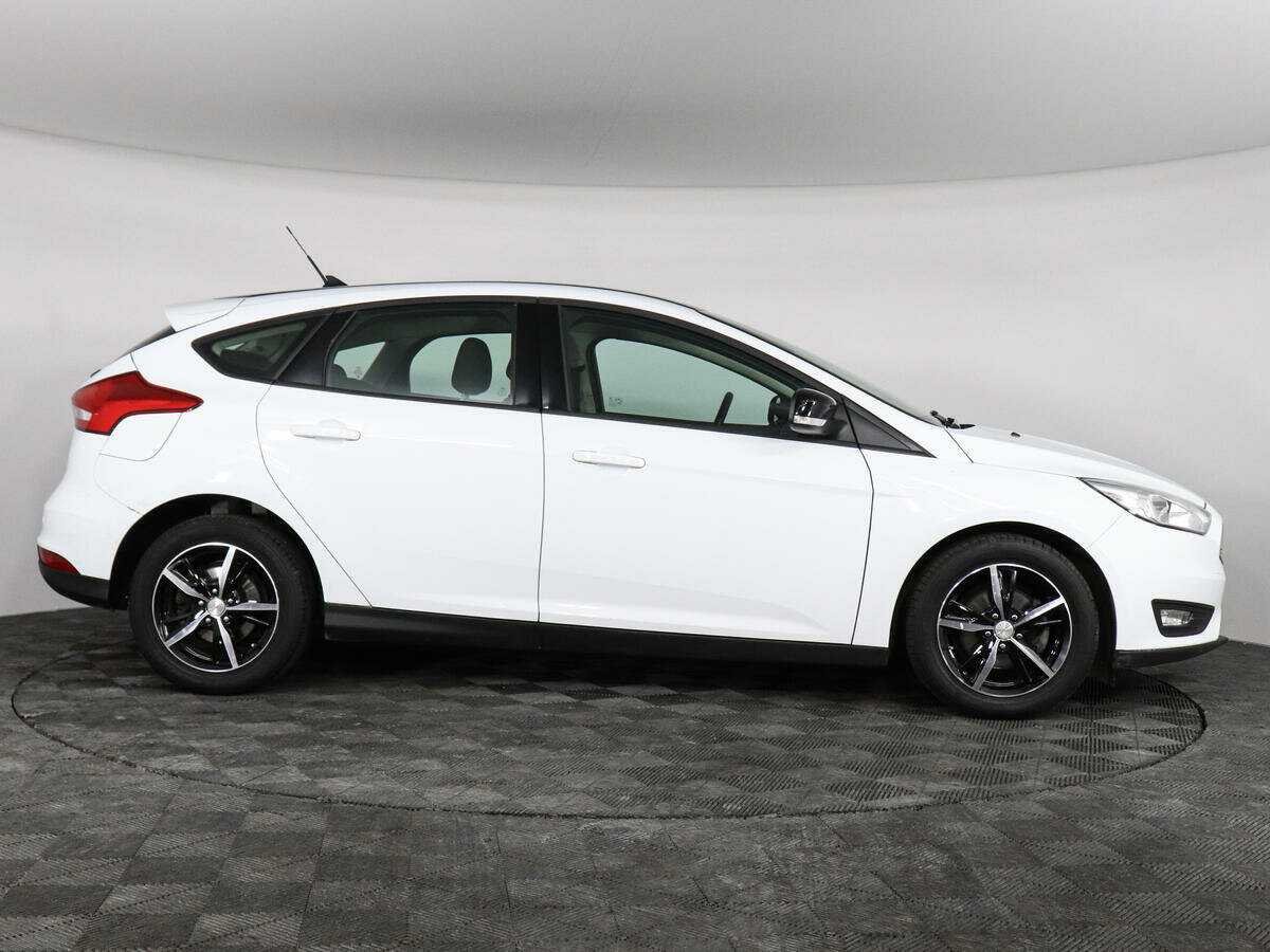 Купить Ford Focus с пробегом. Фото: #3
