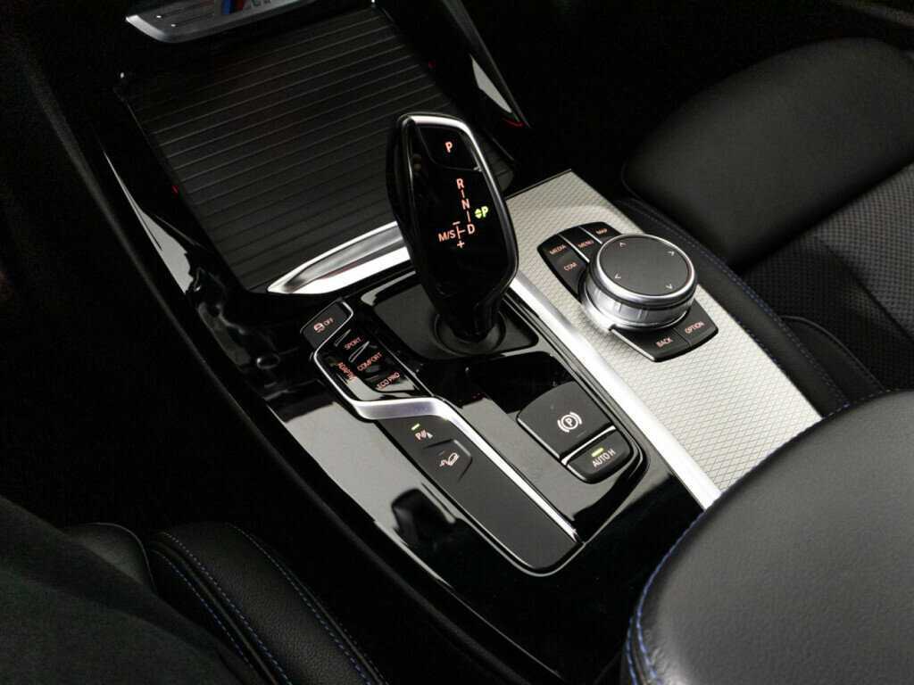 Купить BMW X3 с пробегом. Фото: #17