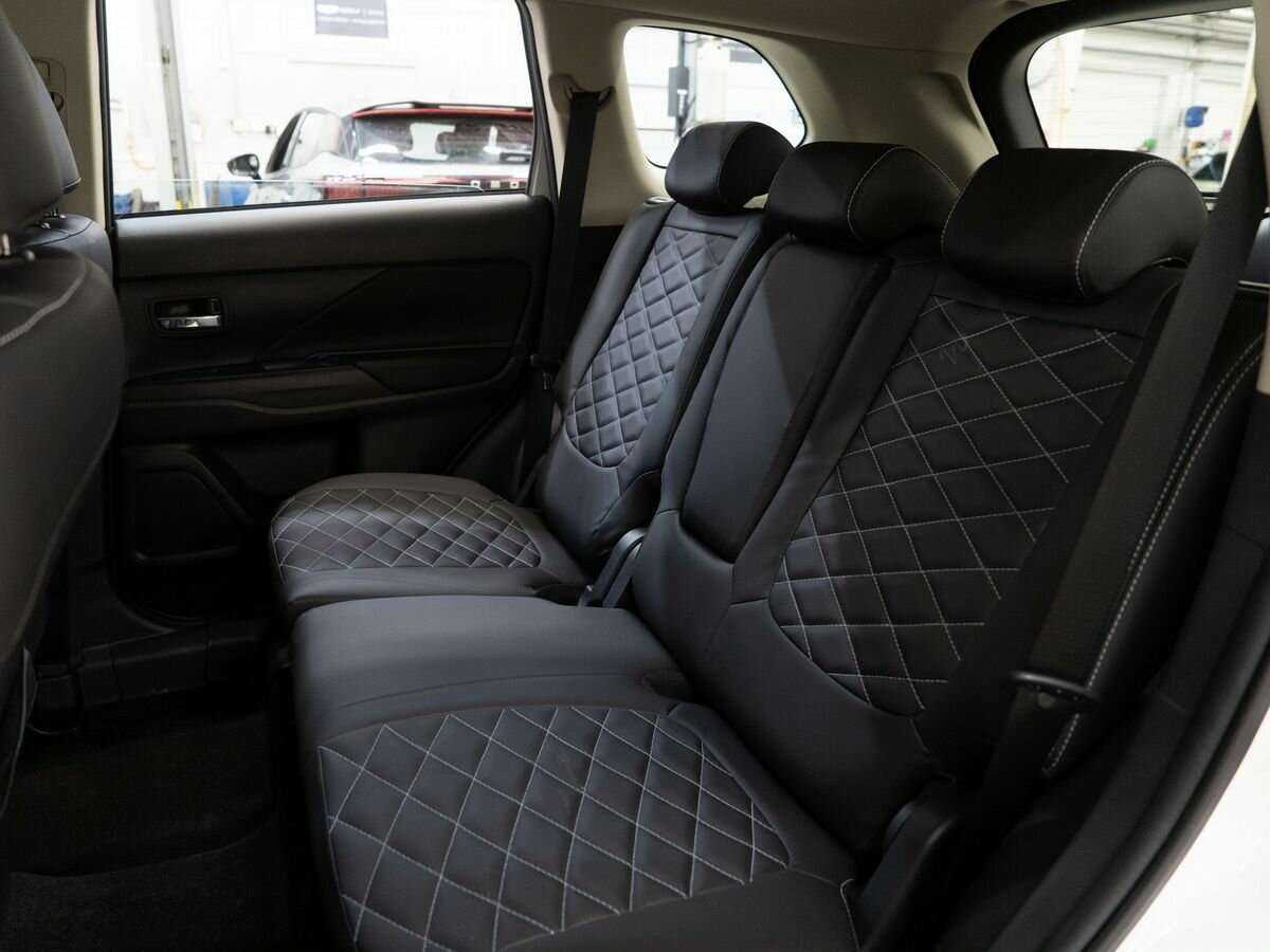 Купить Mitsubishi Outlander с пробегом. Фото: #6