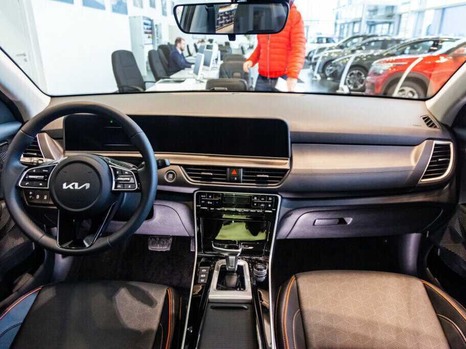 Купить Kia Seltos с пробегом. Фото: #14