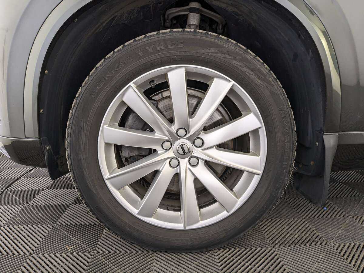 Купить Volvo XC90 с пробегом. Фото: #10