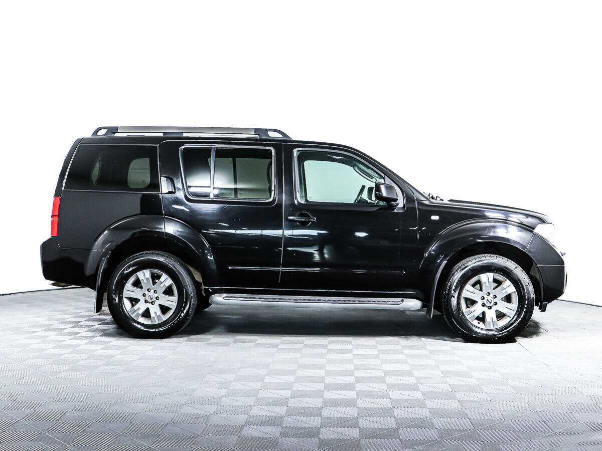 Купить Nissan Pathfinder с пробегом. Фото: #2