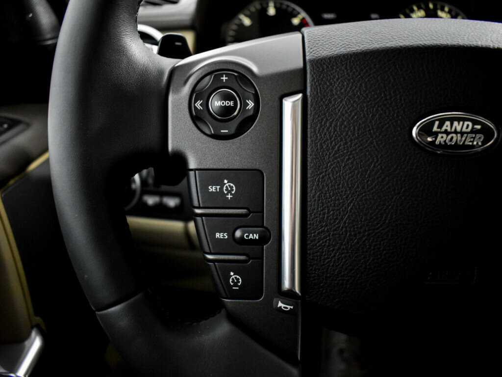 Купить Land Rover Discovery с пробегом. Фото: #15