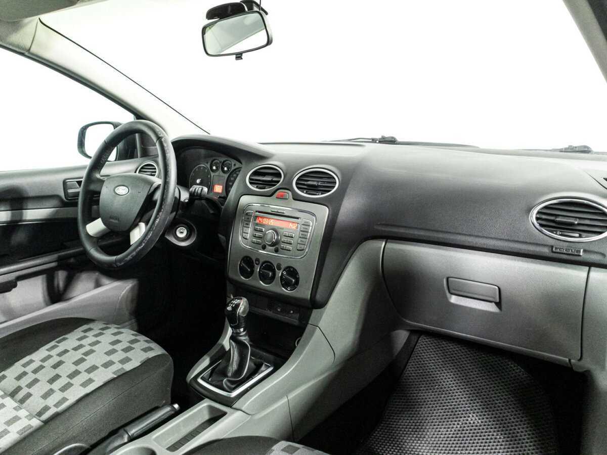 Купить Ford Focus с пробегом. Фото: #8