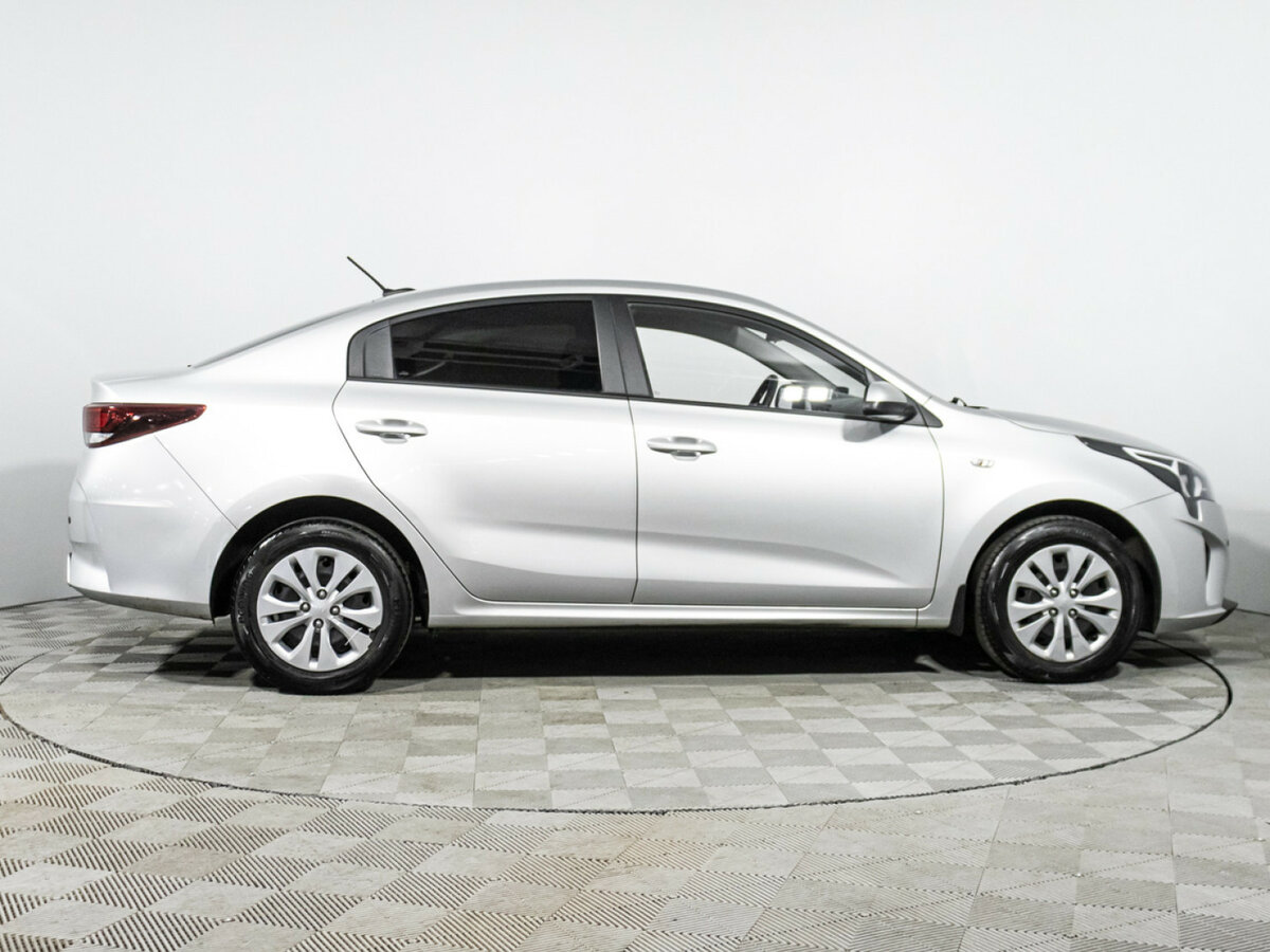 Купить Kia Rio с пробегом. Фото: #3