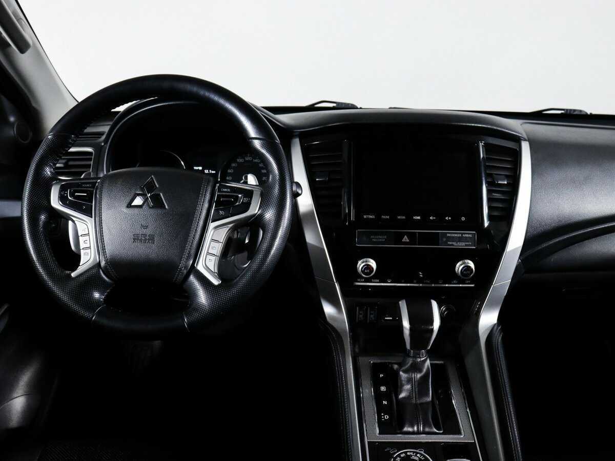 Купить Mitsubishi Pajero Sport с пробегом. Фото: #11
