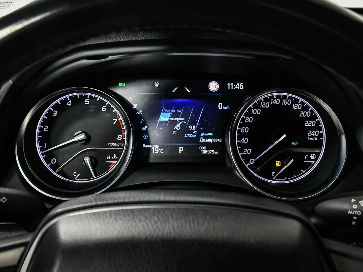 Купить Toyota Camry с пробегом. Фото: #7