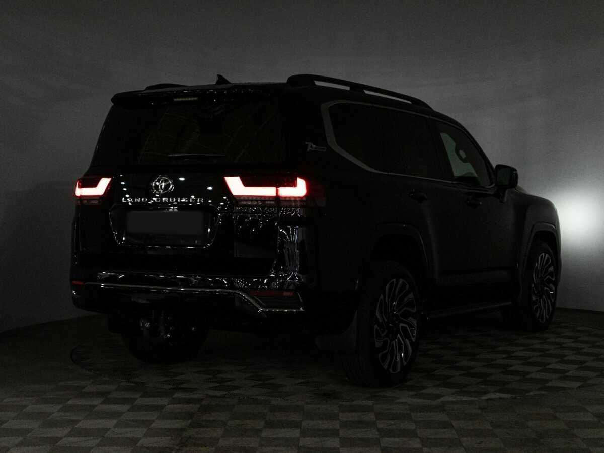 Купить Toyota Land Cruiser с пробегом. Фото: #35
