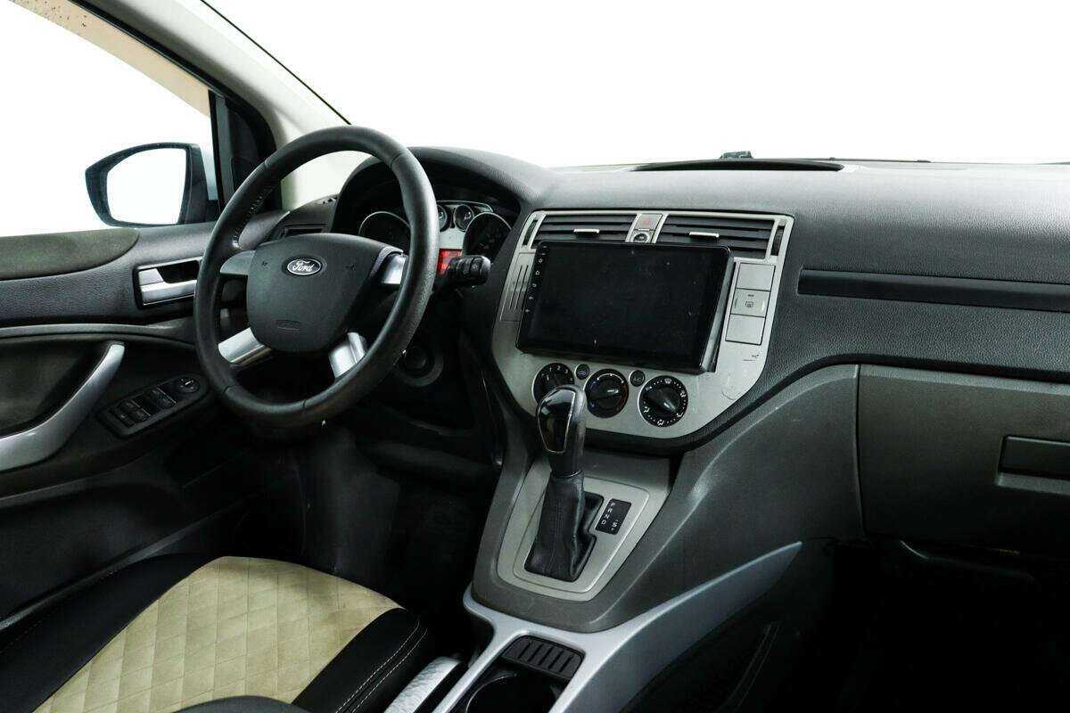 Купить Ford Kuga с пробегом. Фото: #8