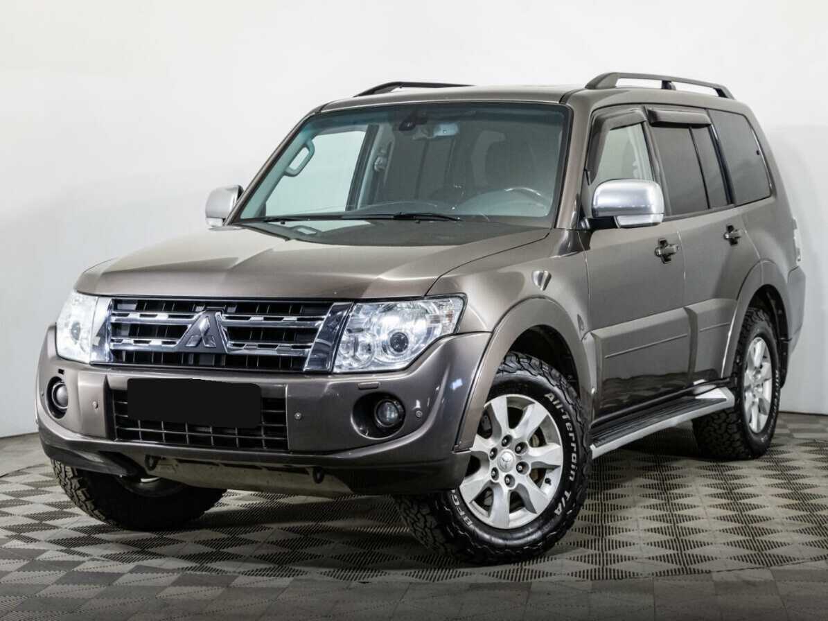 Купить Mitsubishi Pajero с пробегом. Фото: #0