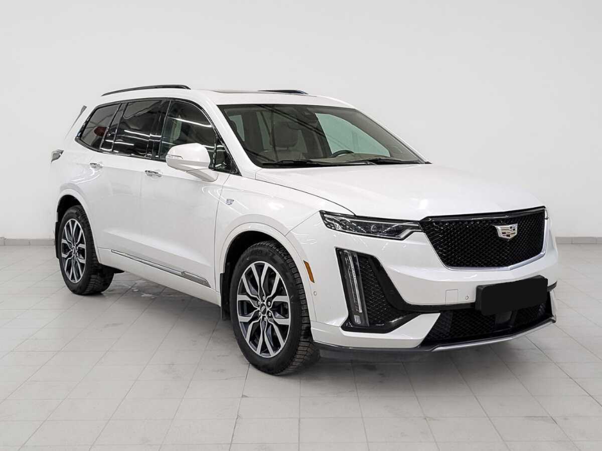Купить Cadillac XT6 с пробегом. Фото: #2