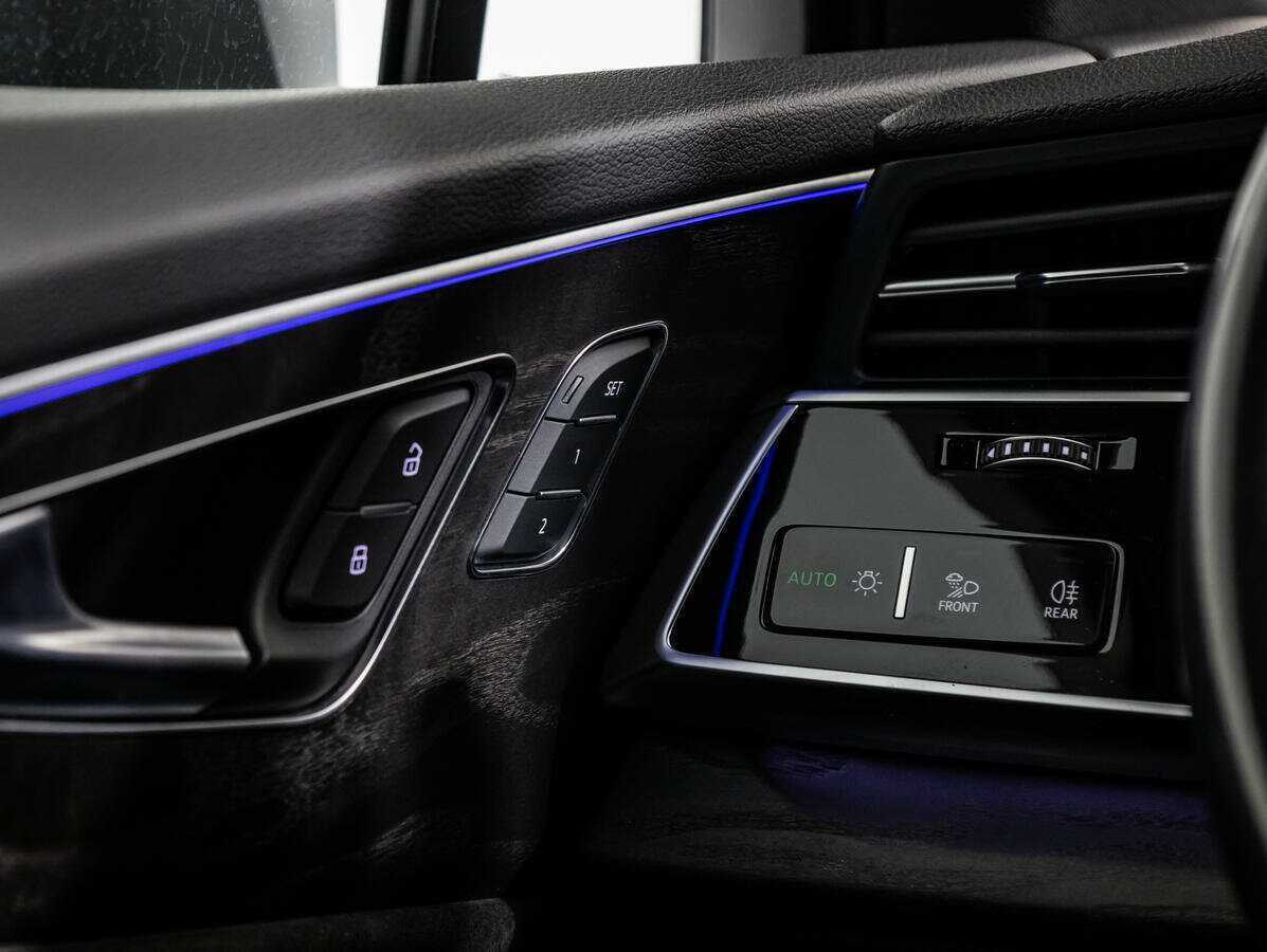 Купить Audi Q7 с пробегом. Фото: #15