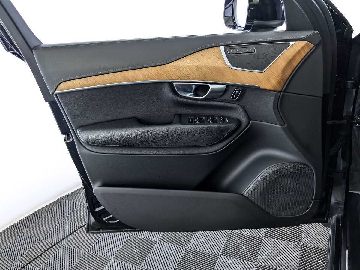 Купить Volvo XC90 с пробегом. Фото: #14