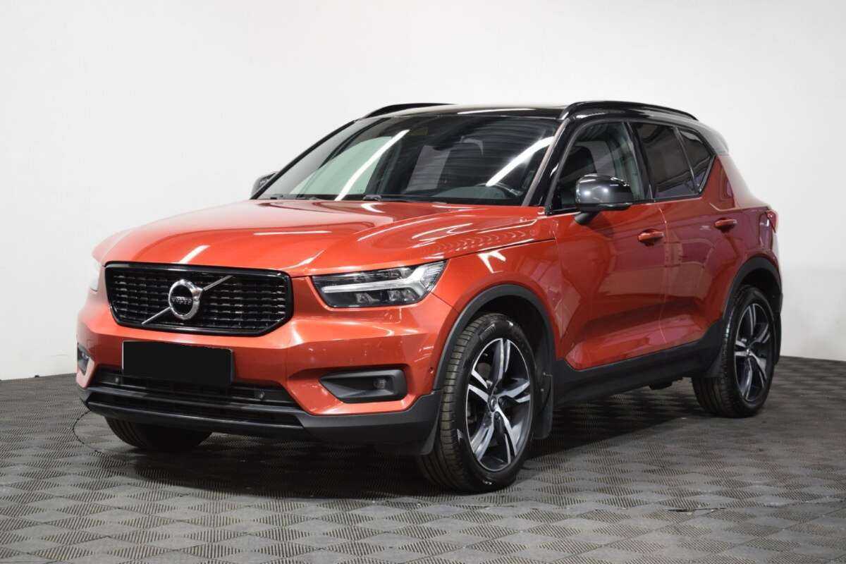 Купить Volvo XC40 с пробегом. Фото: #0