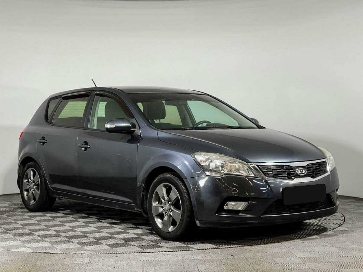 Купить Kia Ceed с пробегом. Фото: #2
