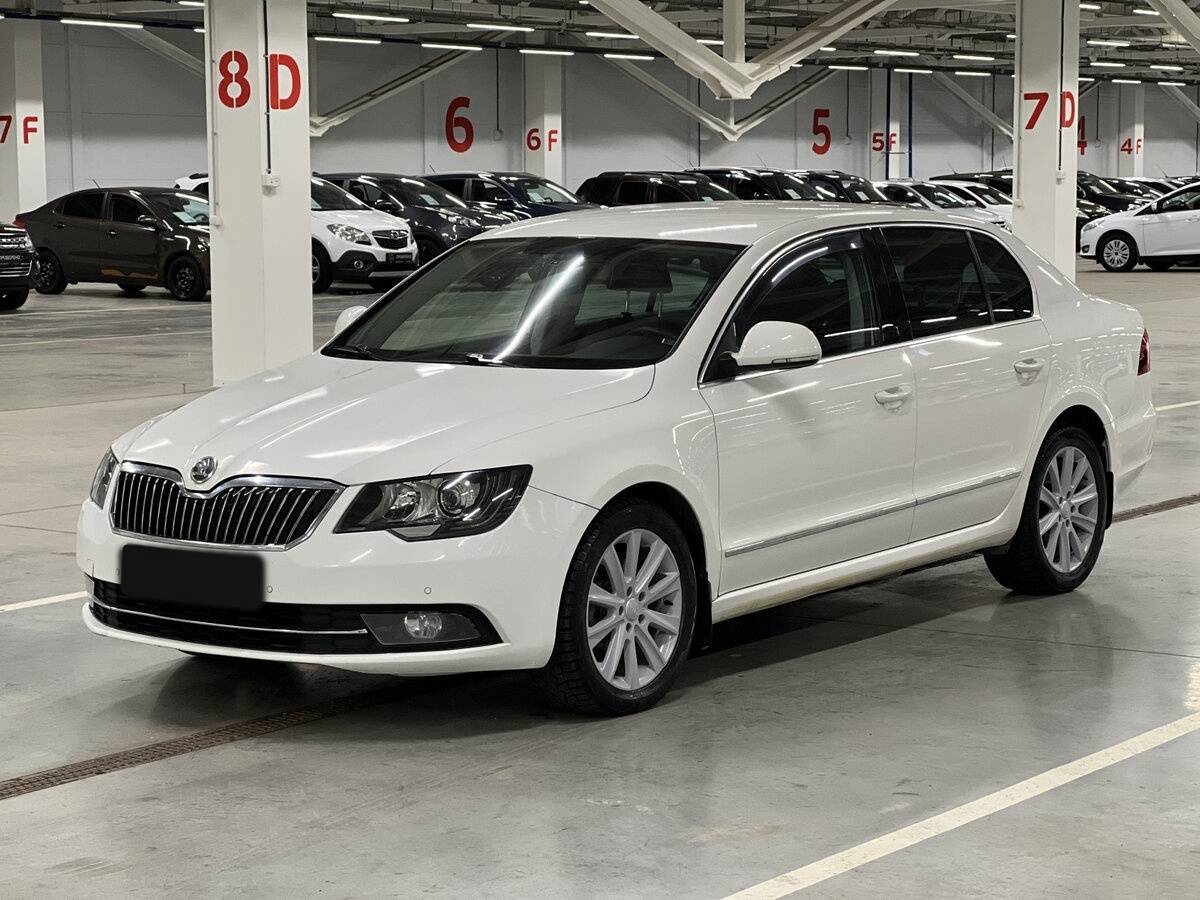 Купить Skoda Superb с пробегом. Фото: #0