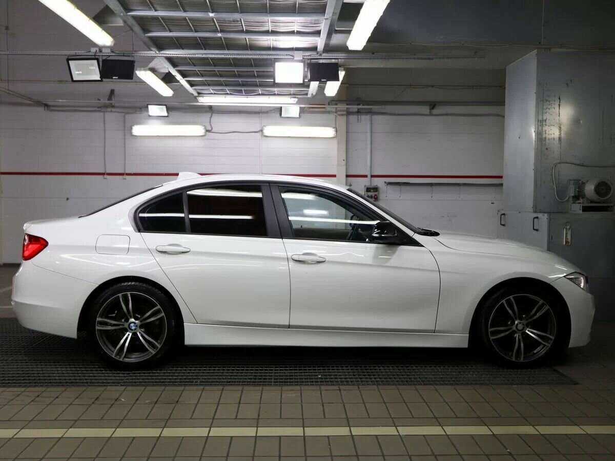 Купить BMW 3 серии с пробегом. Фото: #11