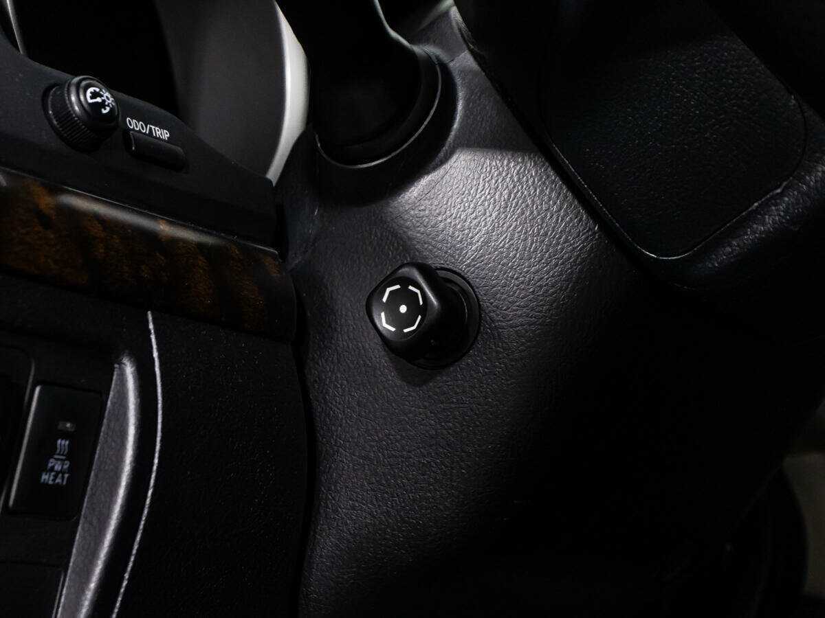 Купить Toyota Land Cruiser с пробегом. Фото: #16