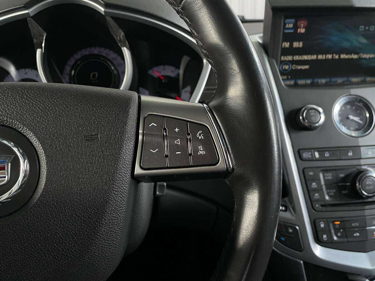 Купить Cadillac SRX с пробегом. Фото: #11