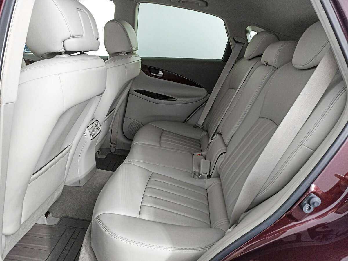 Купить Infiniti QX50 с пробегом. Фото: #11