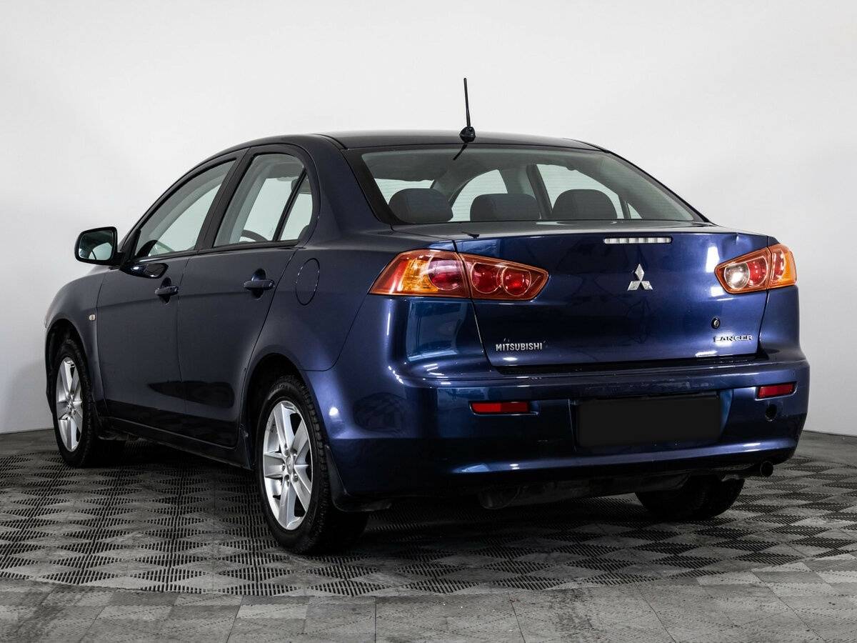 Купить Mitsubishi Lancer с пробегом. Фото: #5