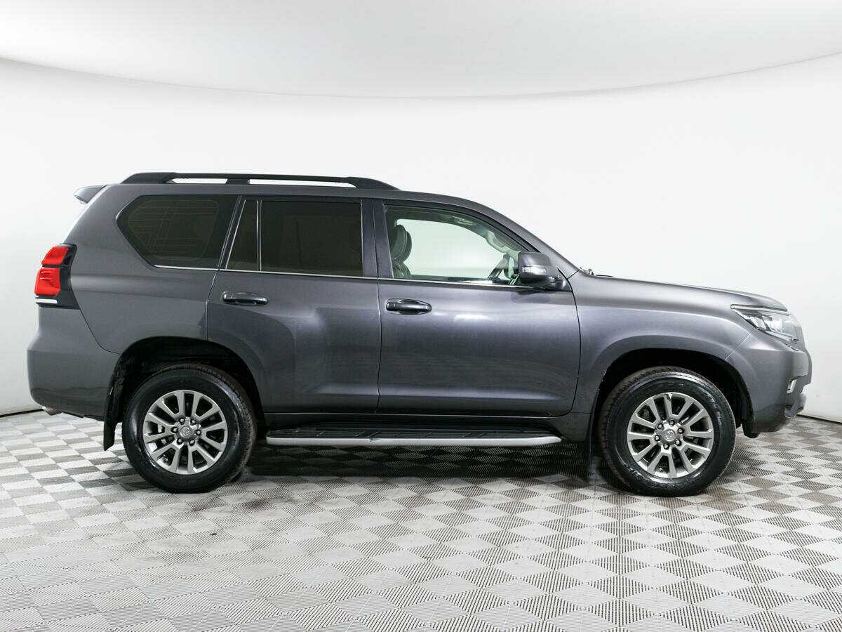 Купить Toyota Land Cruiser Prado с пробегом. Фото: #3