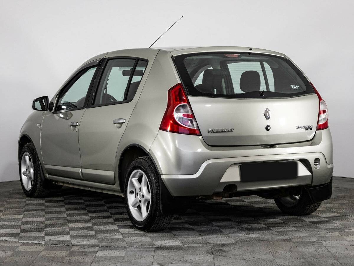Купить Renault Sandero с пробегом. Фото: #5