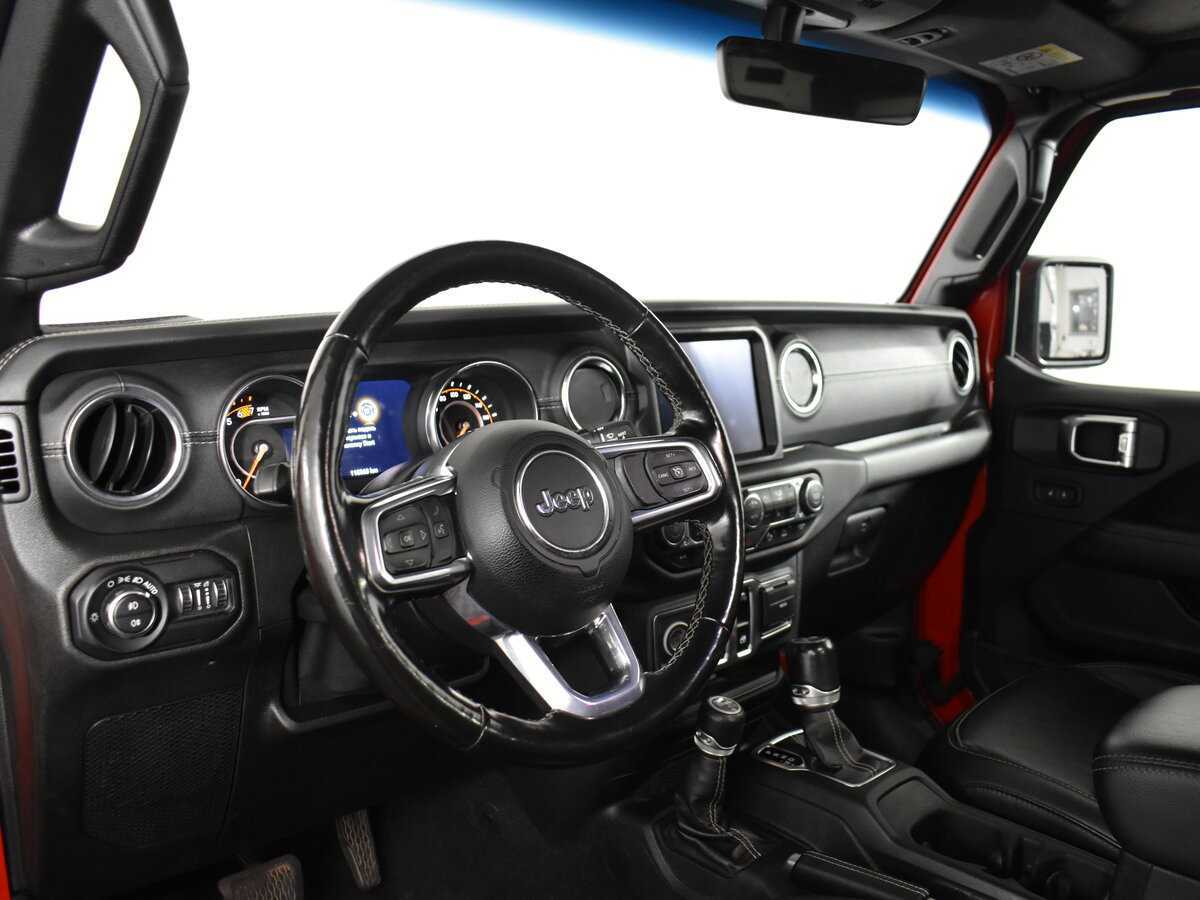 Купить Jeep Wrangler с пробегом. Фото: #11