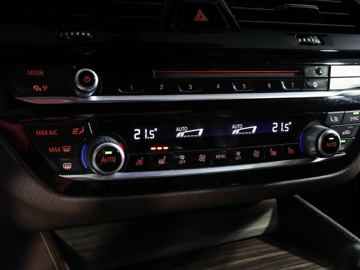 Купить BMW 5 серии с пробегом. Фото: #30