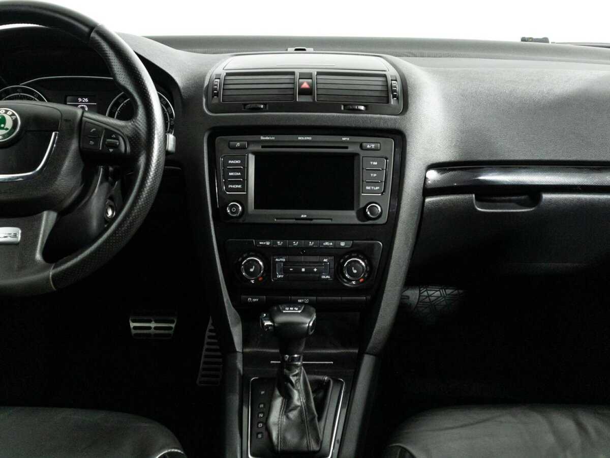 Купить Skoda Octavia RS с пробегом. Фото: #13