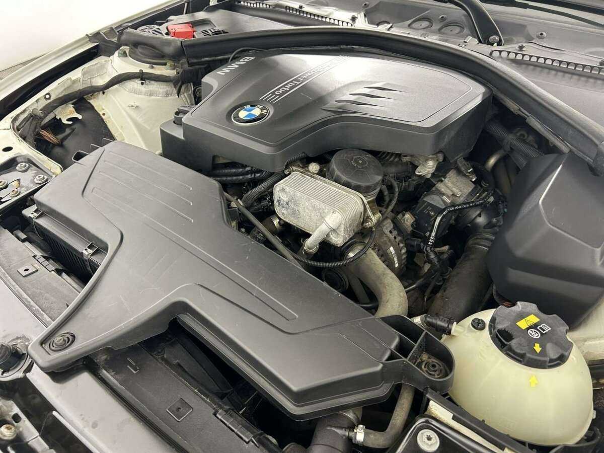Купить BMW 3 серии с пробегом. Фото: #15